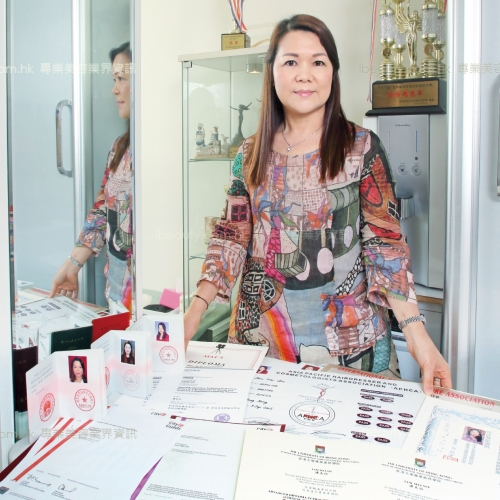 不進則退 譚美仙